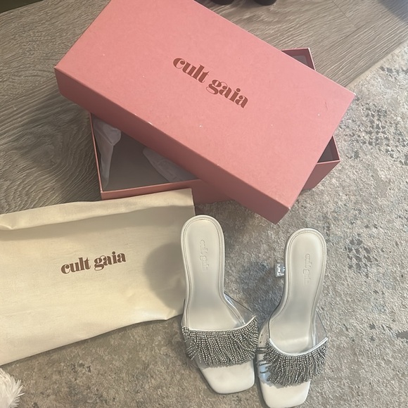 Cult Gaia white sparkly heels - Picture 3 of 4